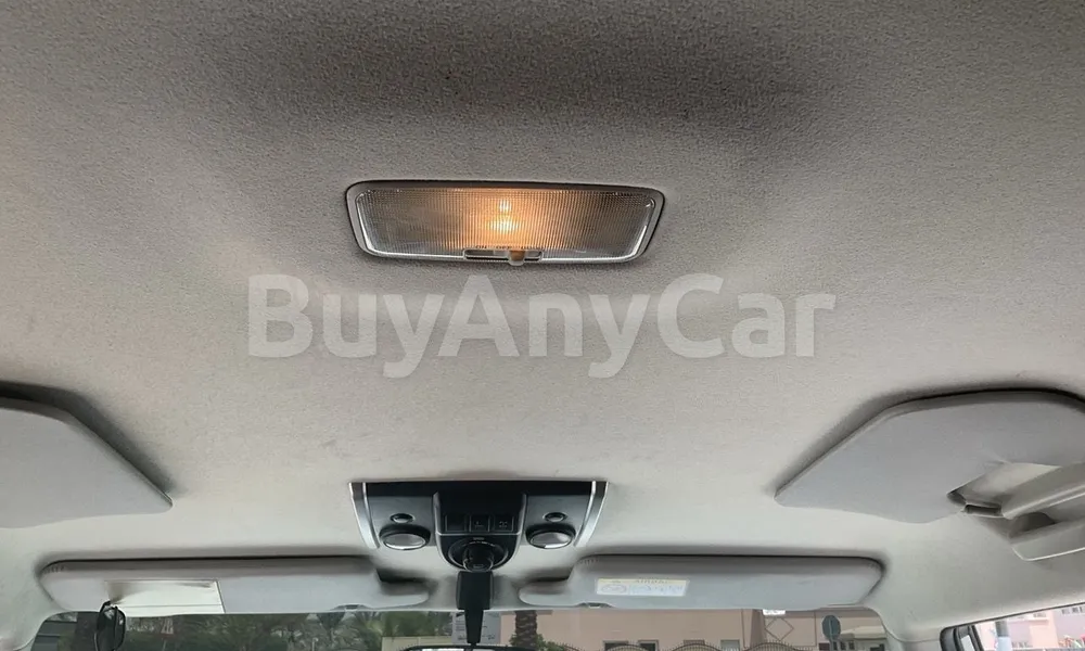 Vehicle photo 10
