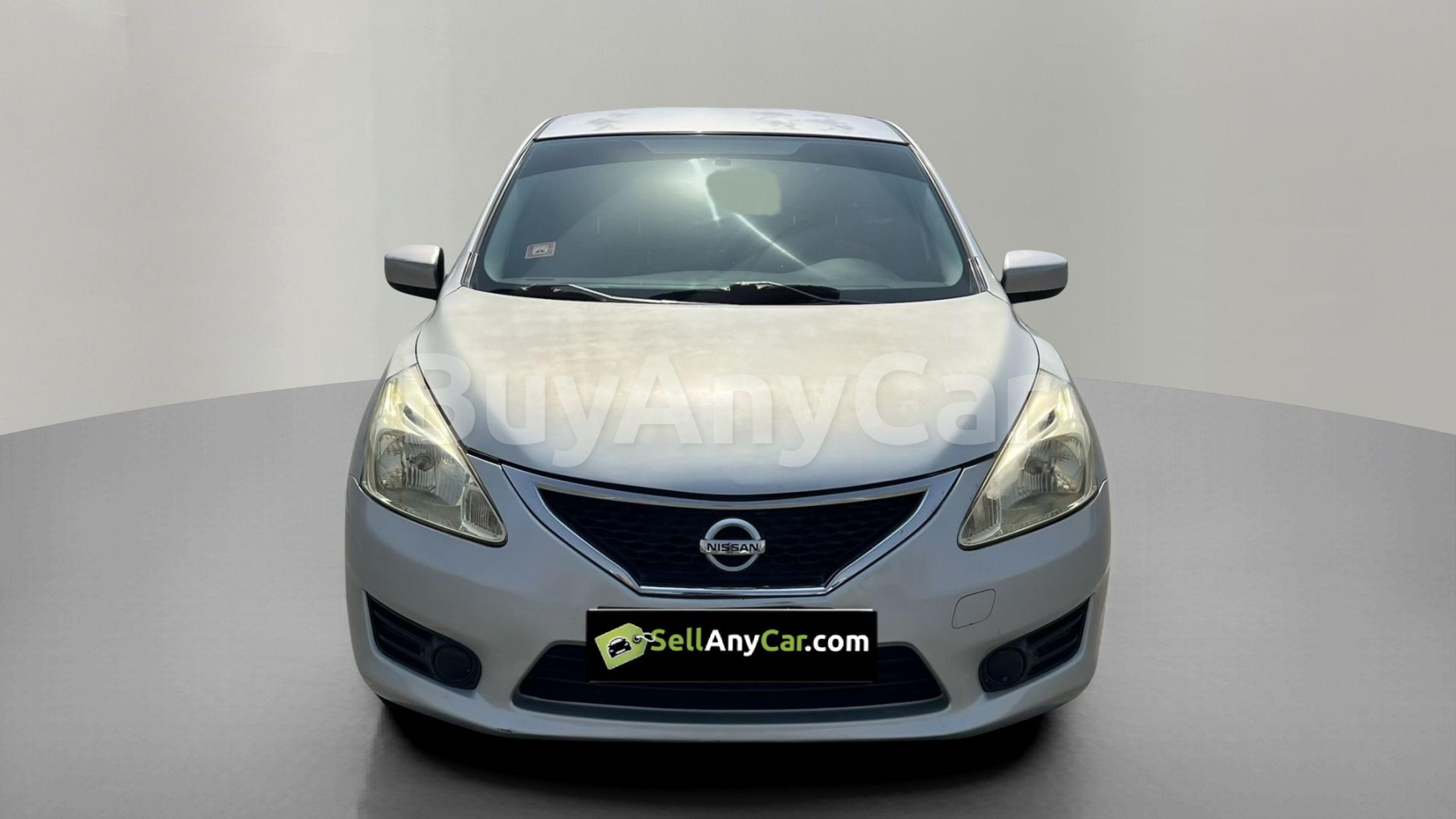 Nissan Tiida 2014