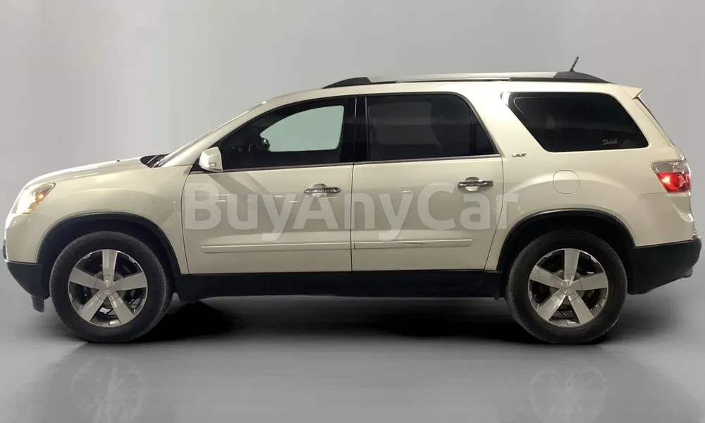 Vehicle photo 4