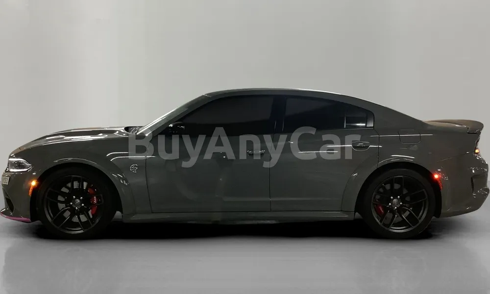 Vehicle photo 4