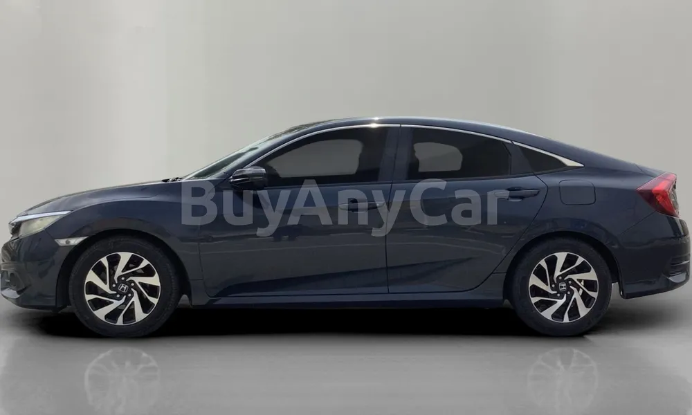 Vehicle photo 3