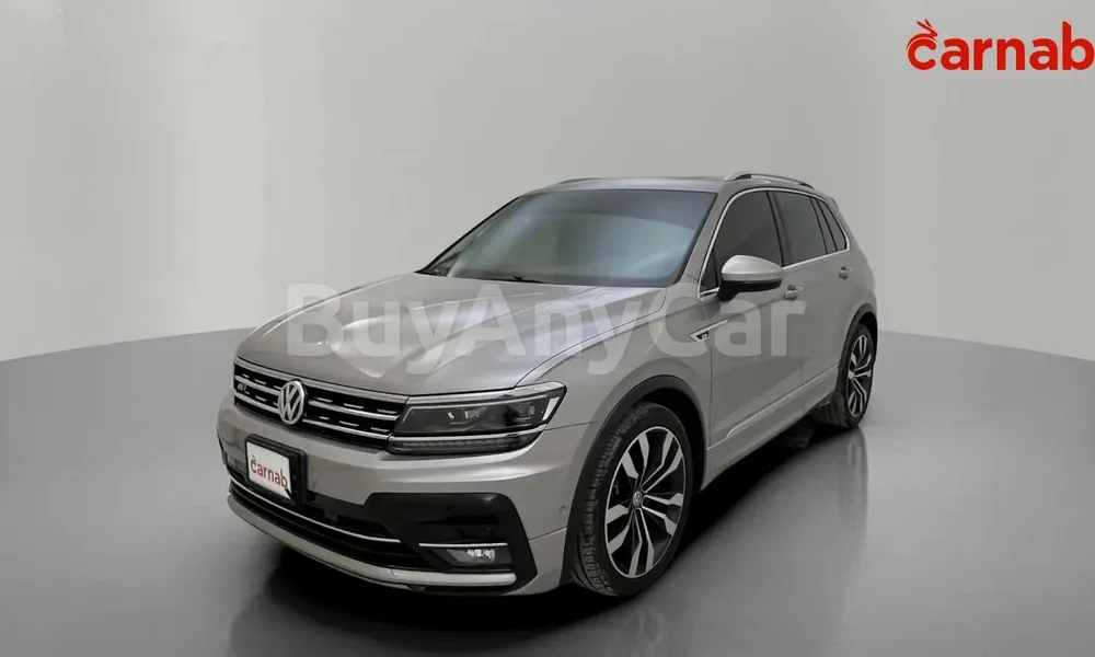 Vehicle photo 6
