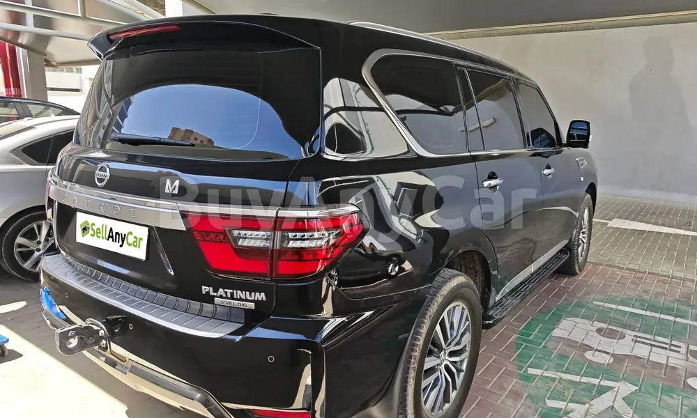 Vehicle photo 9