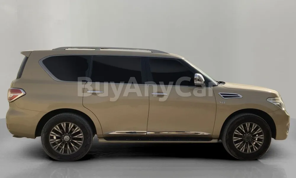 Vehicle photo 3