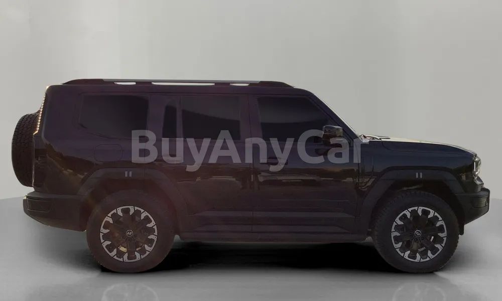 Vehicle photo 3