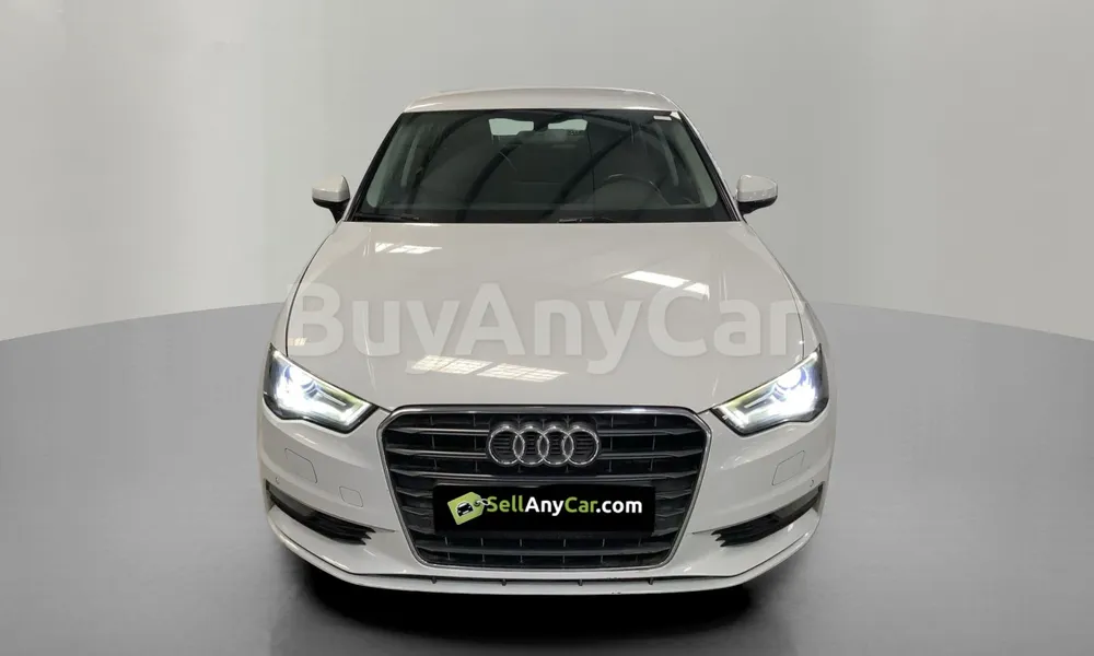 Vehicle photo 1