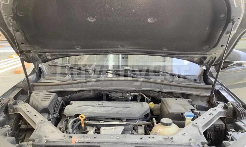 Vehicle photo 5