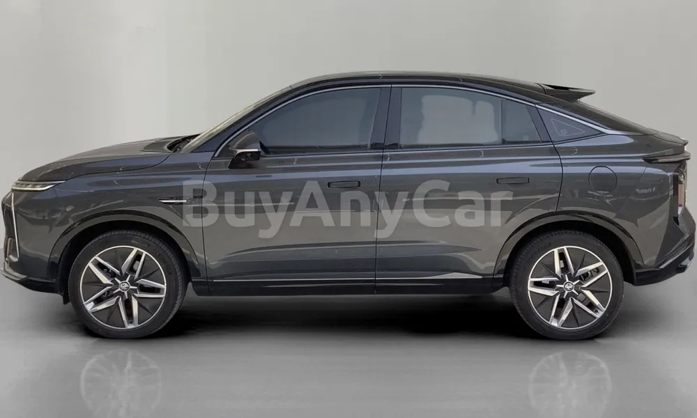 Vehicle photo 4
