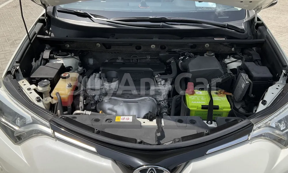 Vehicle photo 6
