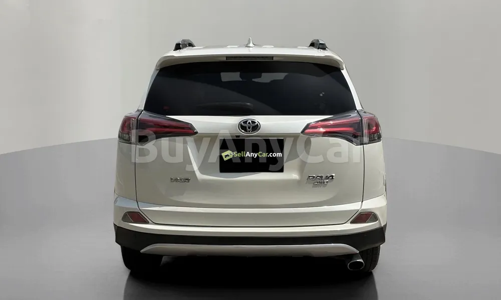 Vehicle photo 2