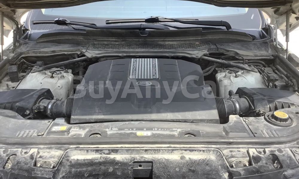 Vehicle photo 6