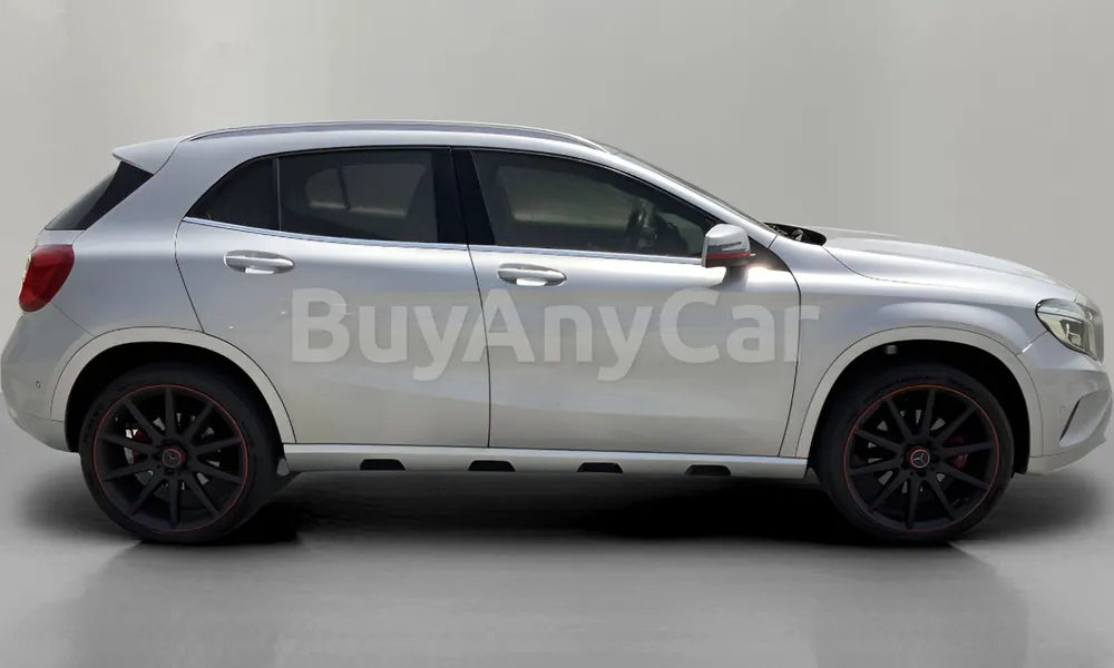 Vehicle photo 3