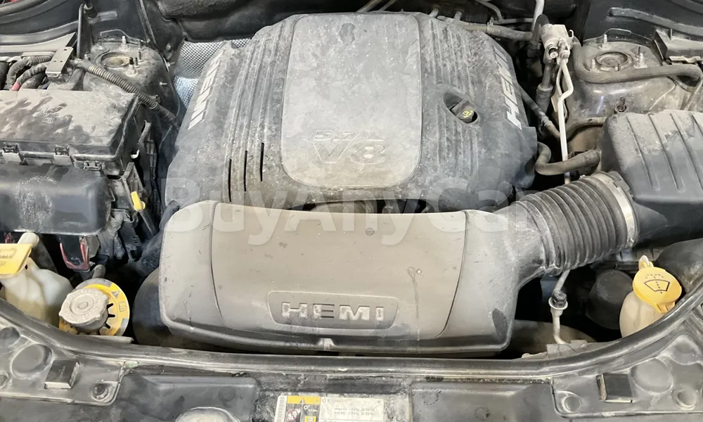 Vehicle photo 5
