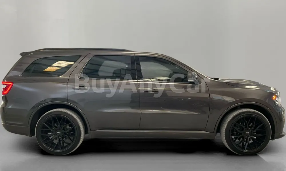 Vehicle photo 3