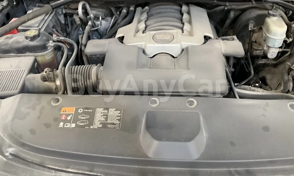 Vehicle photo 6