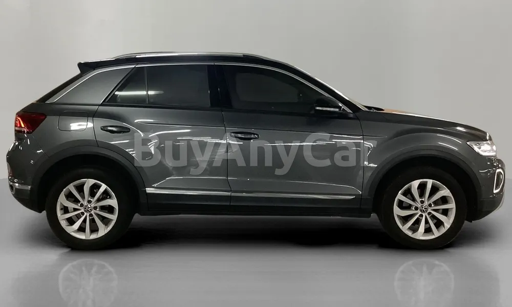 Vehicle photo 3