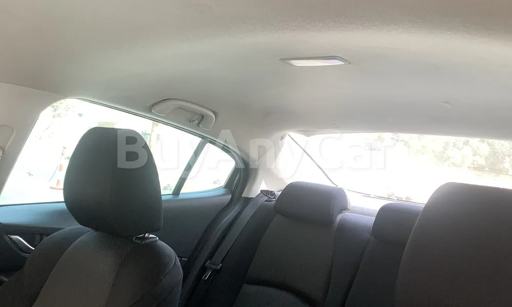 Vehicle photo 8