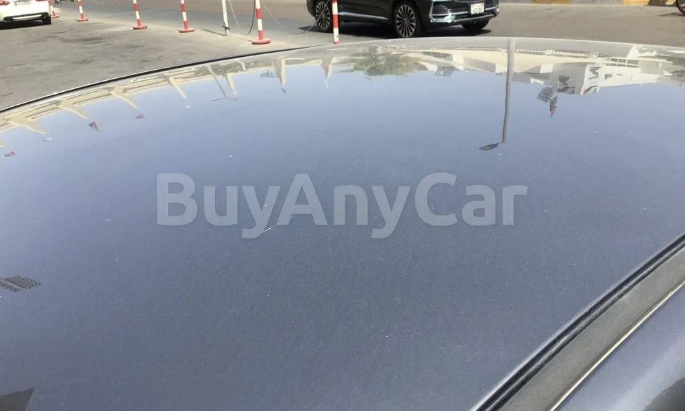 Vehicle photo 5
