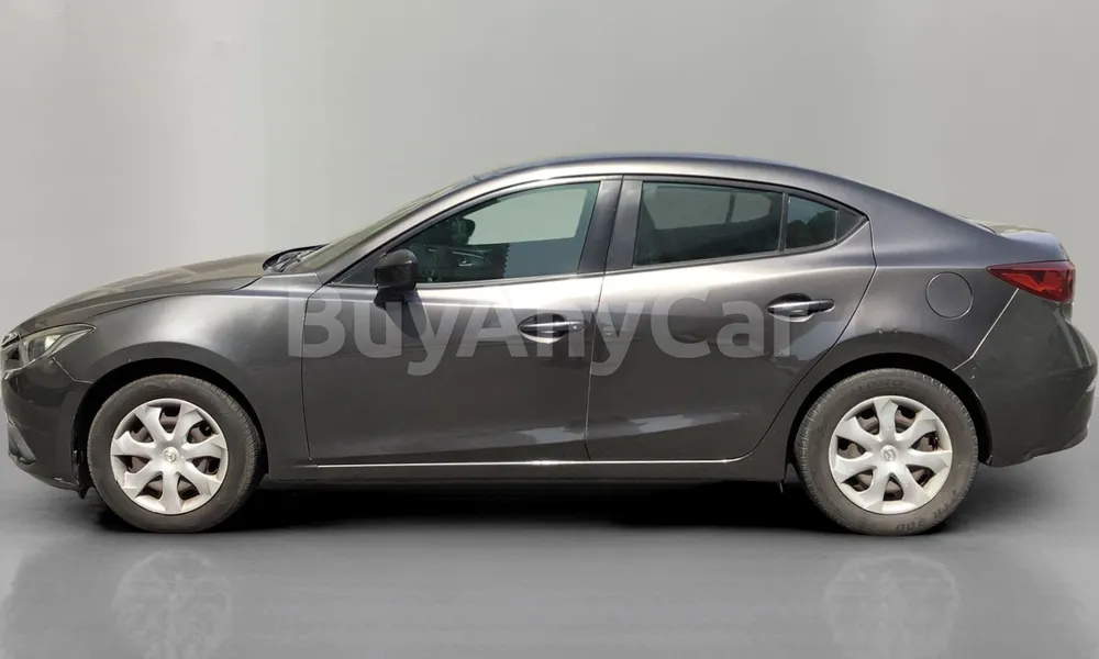 Vehicle photo 3