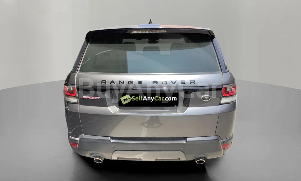 Vehicle photo 2