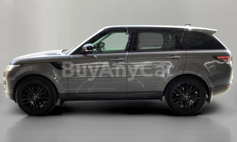 Vehicle photo 4