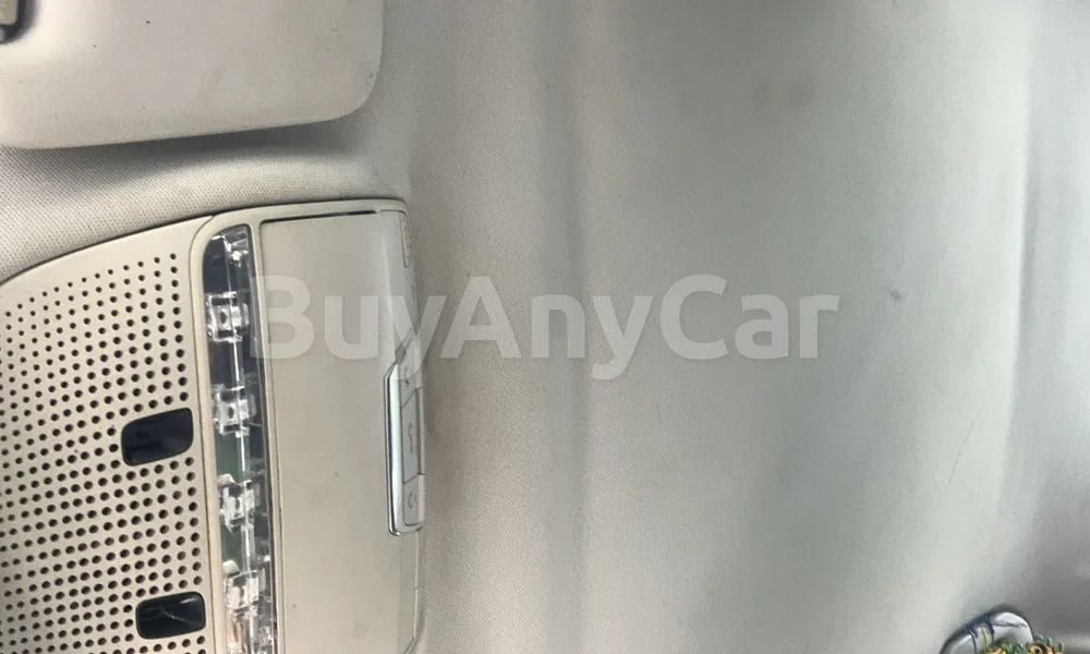 Vehicle photo 10