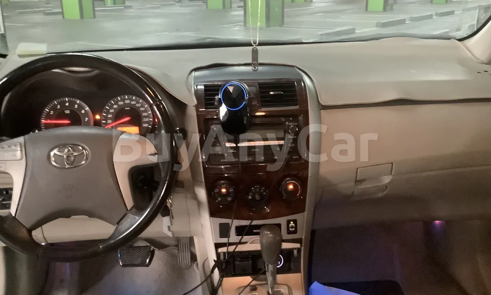 Vehicle photo 7