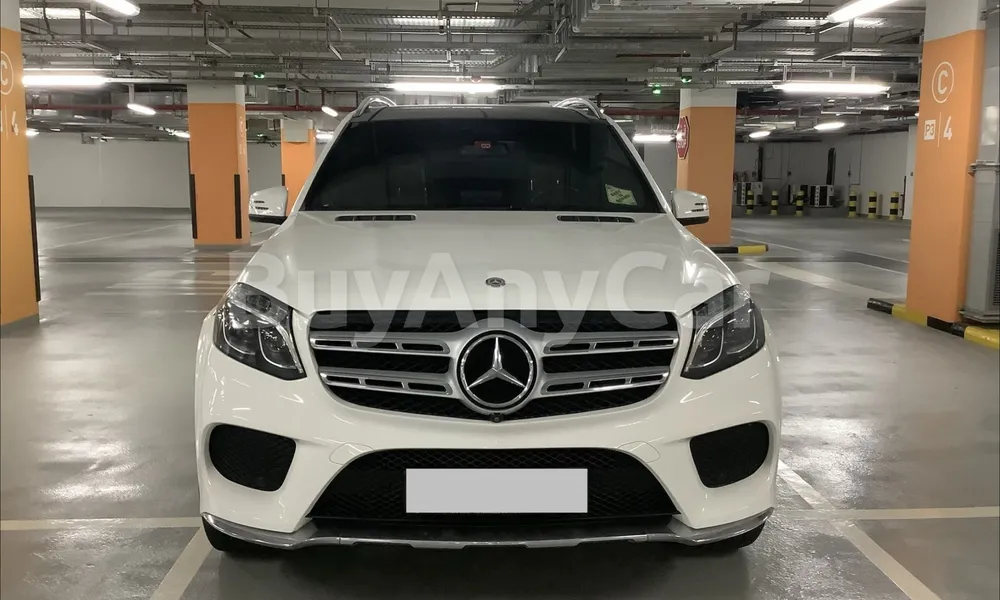 Vehicle photo 1