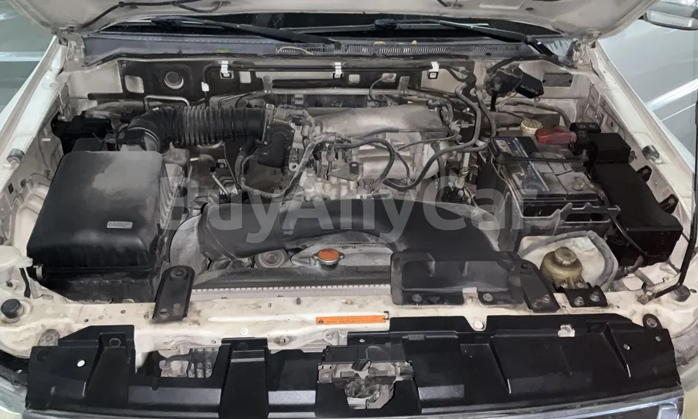 Vehicle photo 6