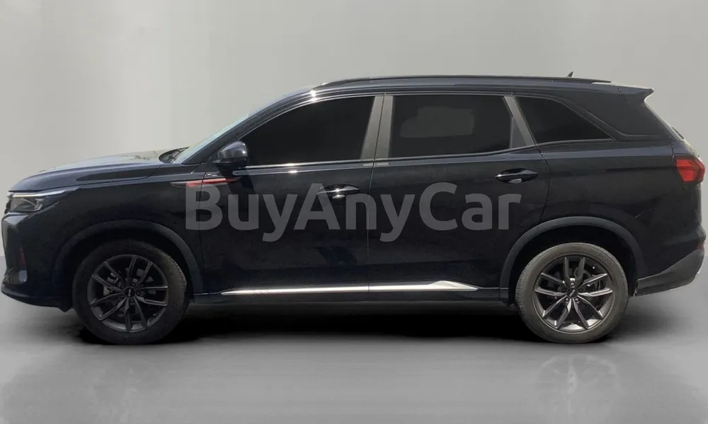 Vehicle photo 4