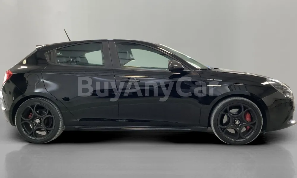 Vehicle photo 3