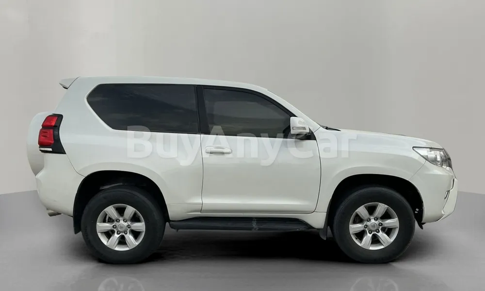 Vehicle photo 4