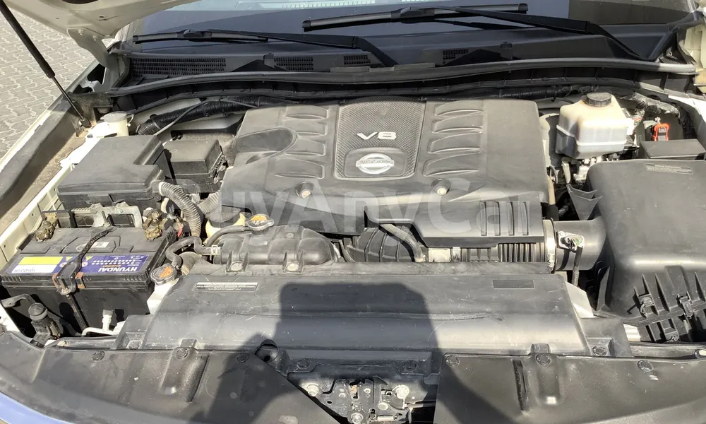 Vehicle photo 6