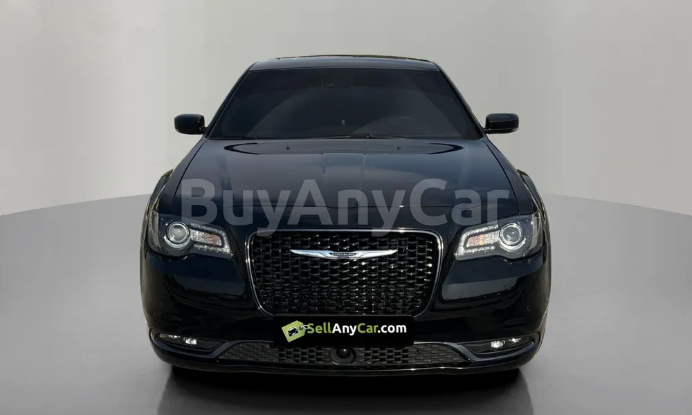 Vehicle photo 1
