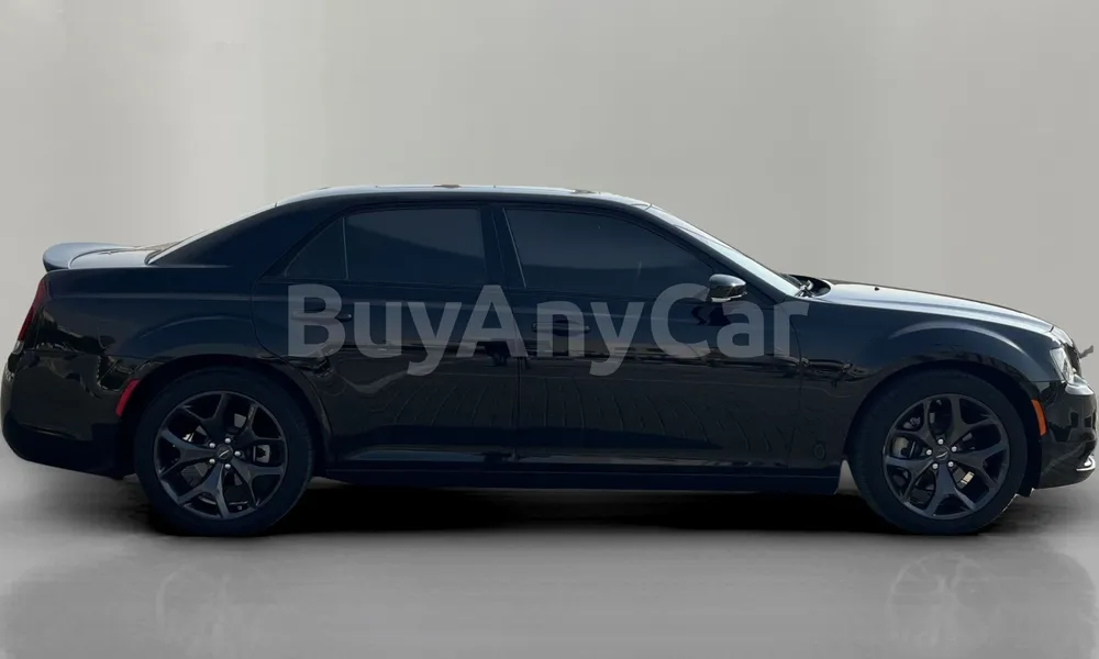 Vehicle photo 3
