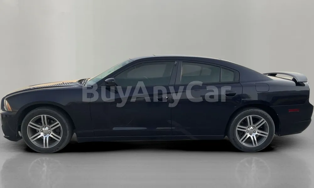 Vehicle photo 4