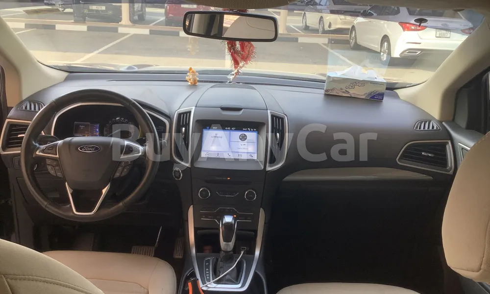 Vehicle photo 6