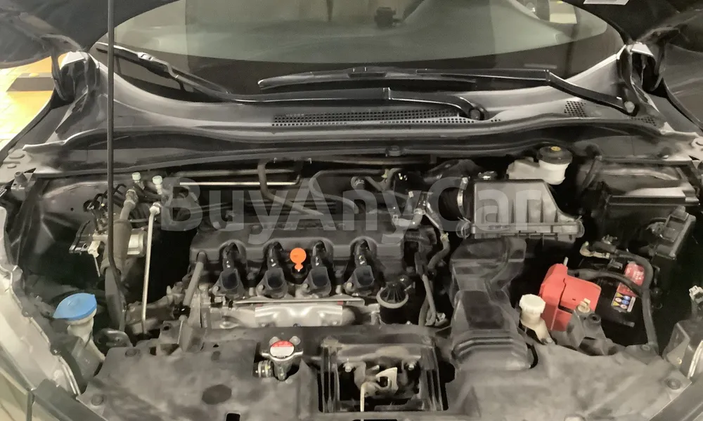 Vehicle photo 7