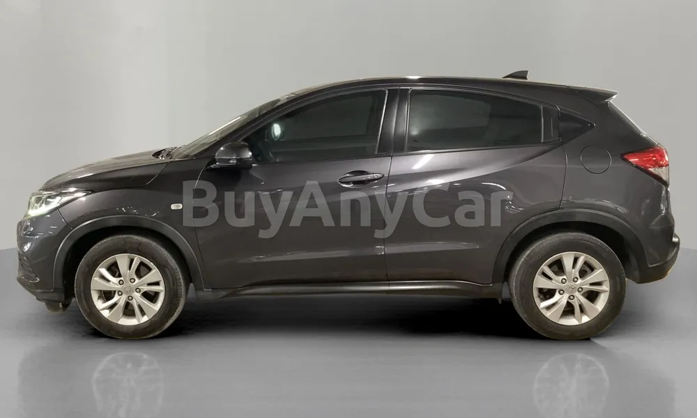 Vehicle photo 5