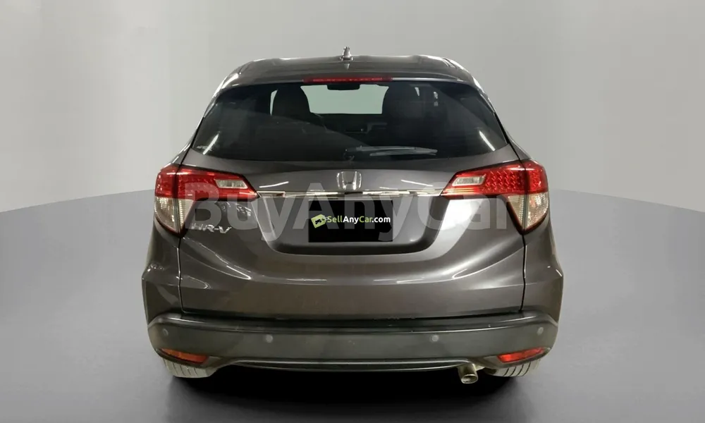 Vehicle photo 2