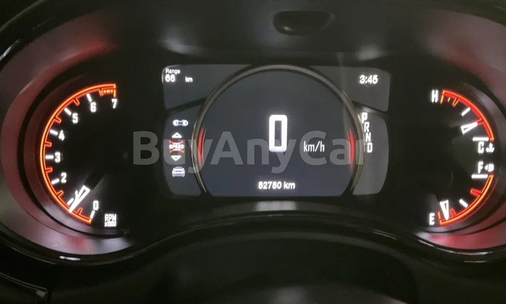 Vehicle photo 9
