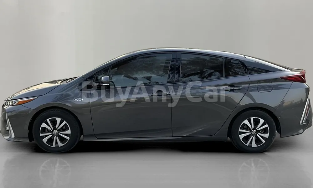 Vehicle photo 4