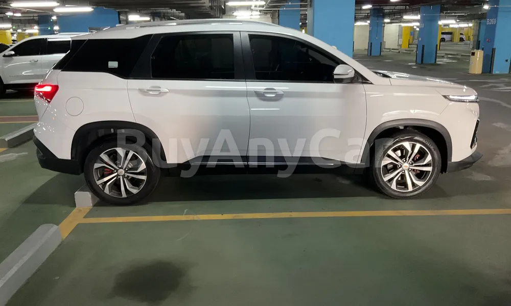 Vehicle photo 3