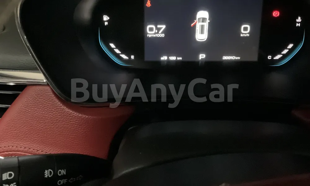 Vehicle photo 7