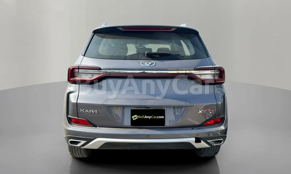 Vehicle photo 2