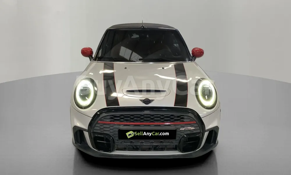 Vehicle photo 1