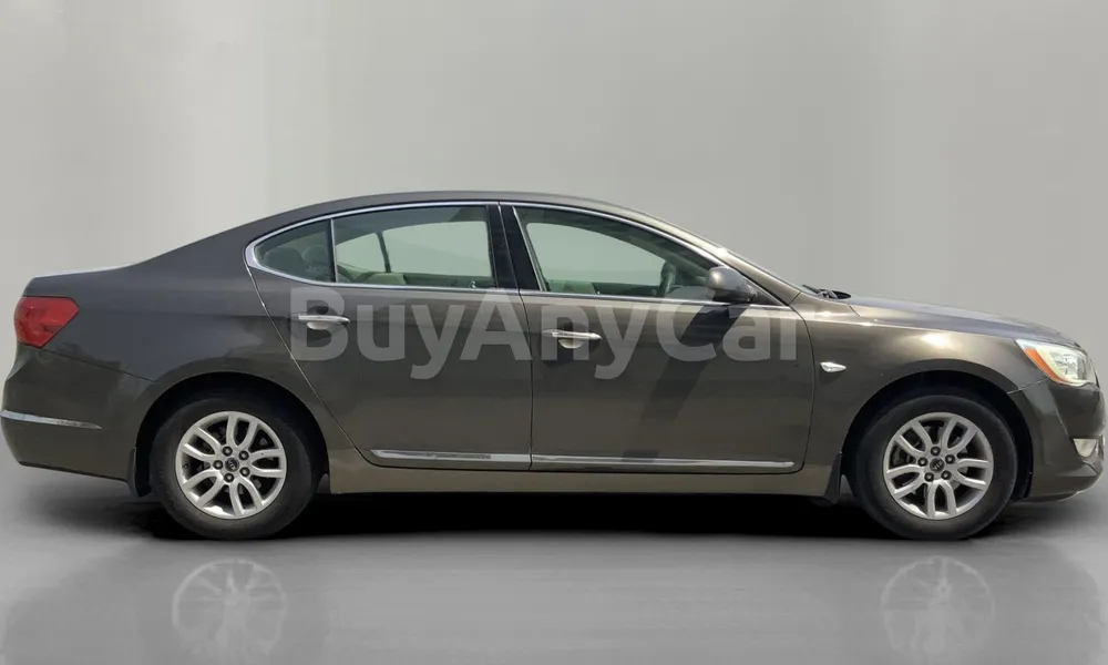Vehicle photo 3