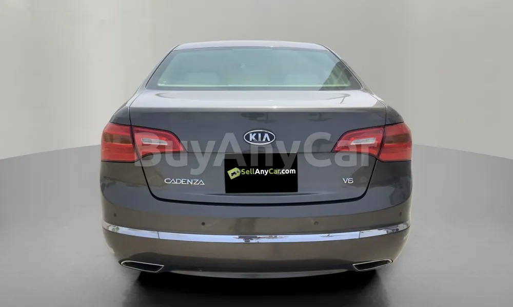 Vehicle photo 2