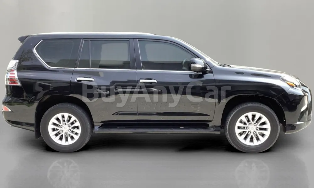 Vehicle photo 3