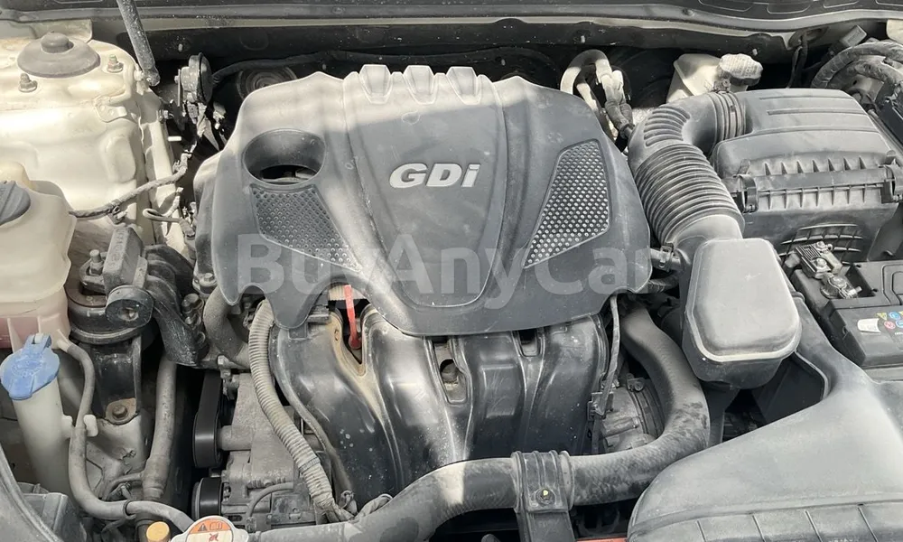 Vehicle photo 6